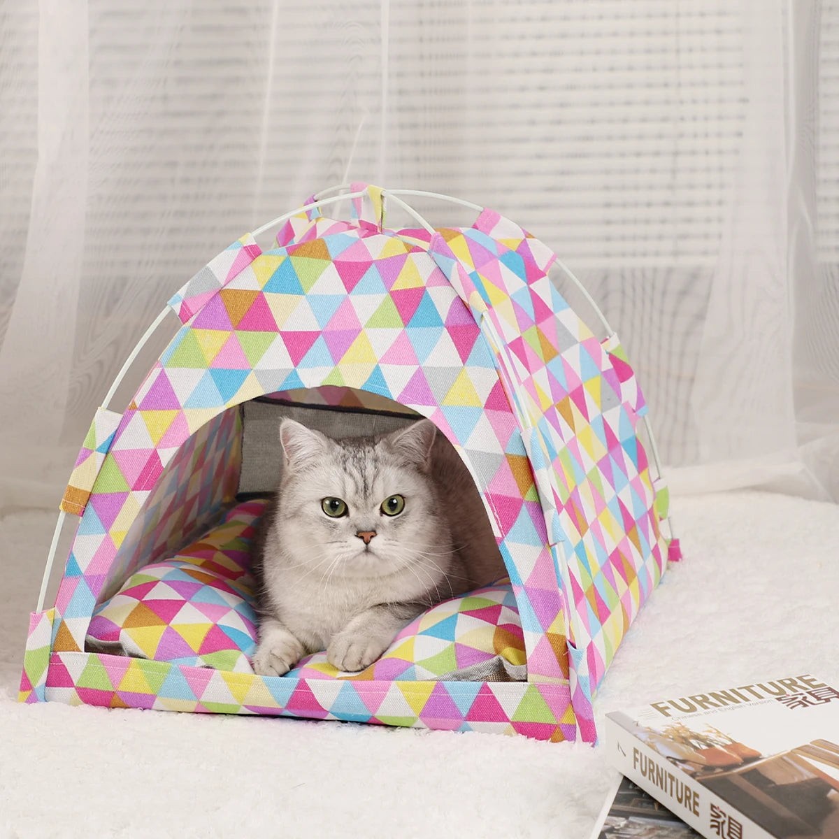 Warm Clamshell Cat Tent Bed with Cushion