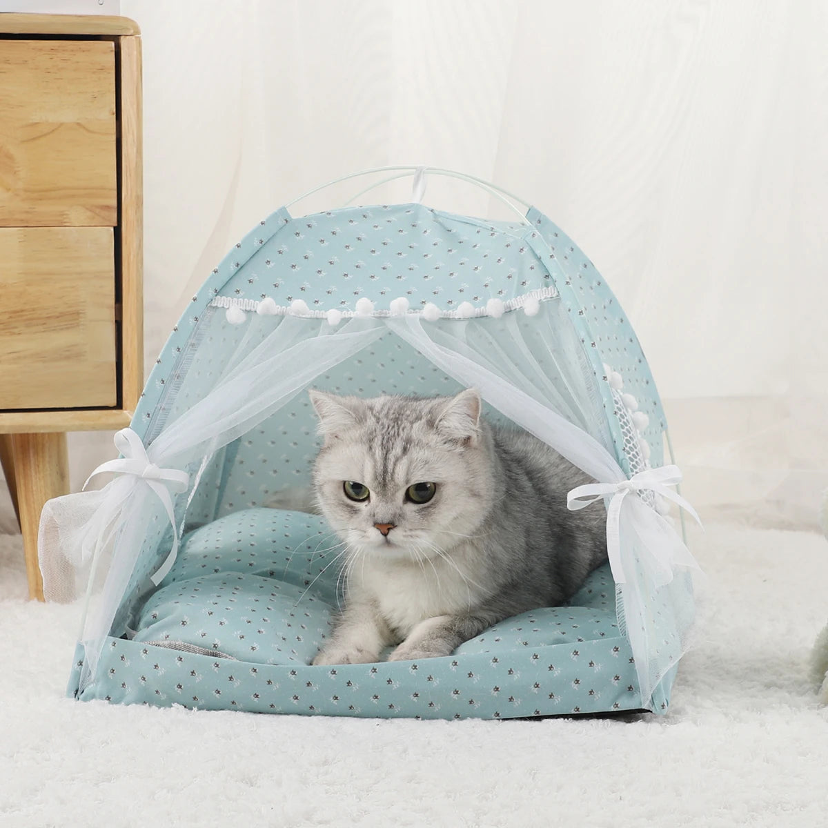 Warm Clamshell Cat Tent Bed with Cushion