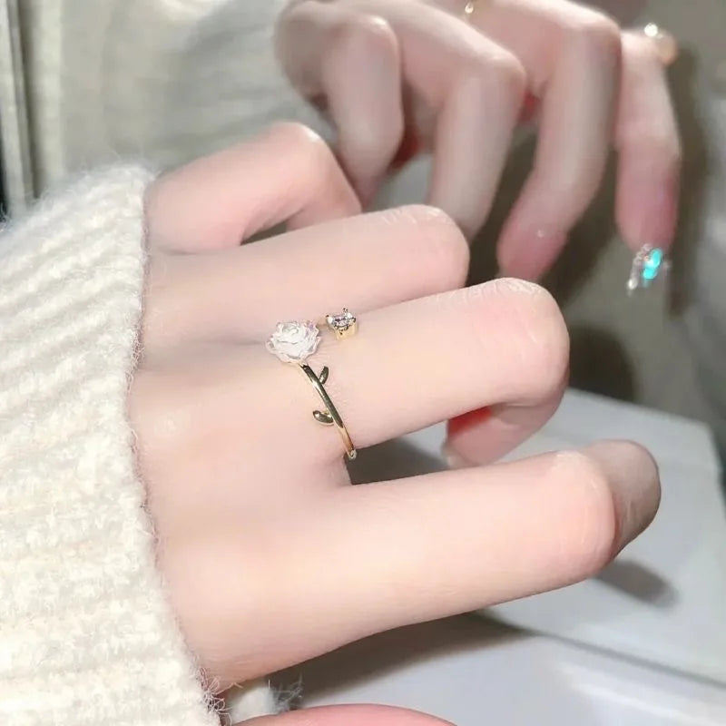 Adjustable Zircon Flower Opening Ring for Women