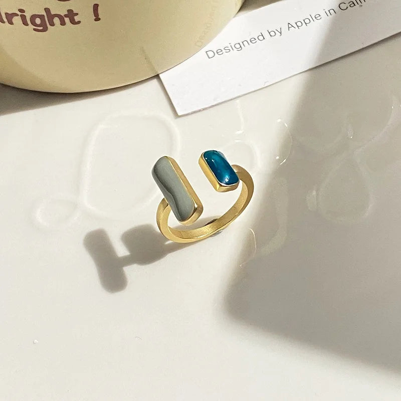 Retro Gold Color Irregular Open Ring with Oil Drip Detail