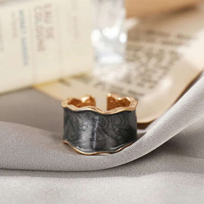 Retro Gold Color Irregular Open Ring with Oil Drip Detail