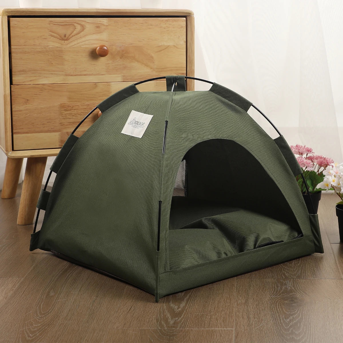 Warm Clamshell Cat Tent Bed with Cushion
