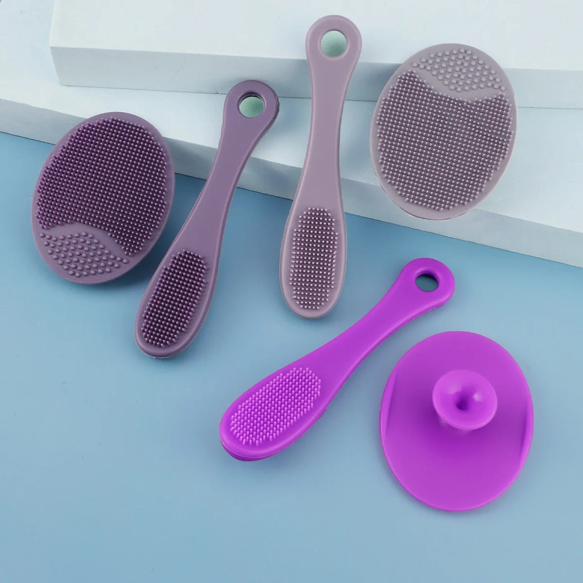2-Piece Silicone Facial Cleansing Brush Set - Rose Red