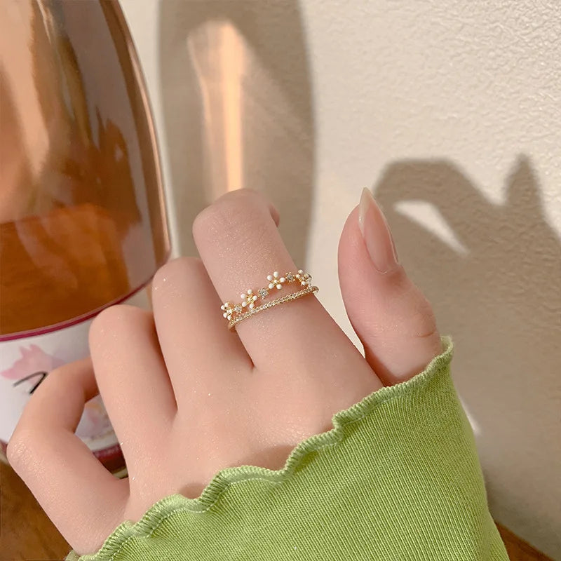 Adjustable Zircon Flower Opening Ring for Women