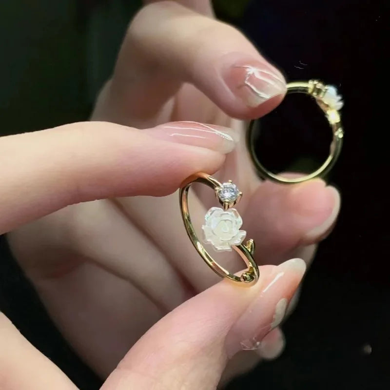 Adjustable Zircon Flower Opening Ring for Women