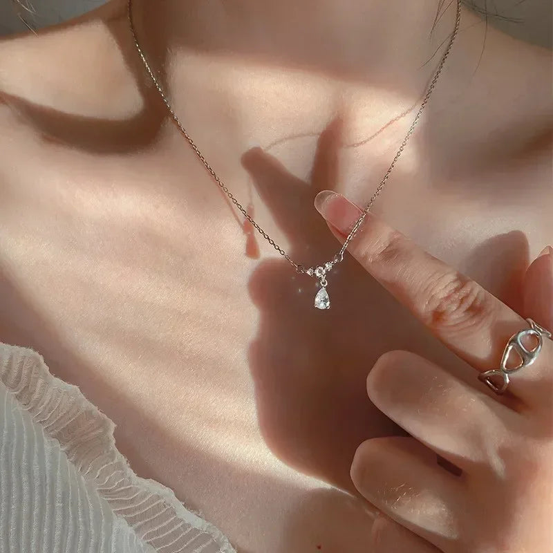 Sparkling Silver Color Clavicle Chain Necklace